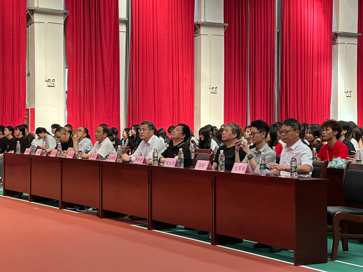 1761281376844960.jpg f947eac8-1e9d-4de8-9b33-8208b6ec0288.jpg